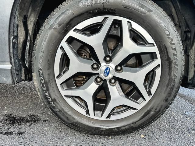Used 2020 Subaru Forester Premium AWD/4WD image 11