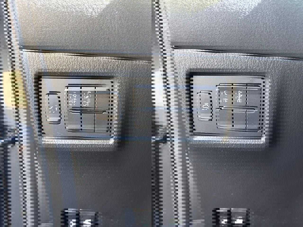 Used 2019 MAZDA CX-5 Touring image 29