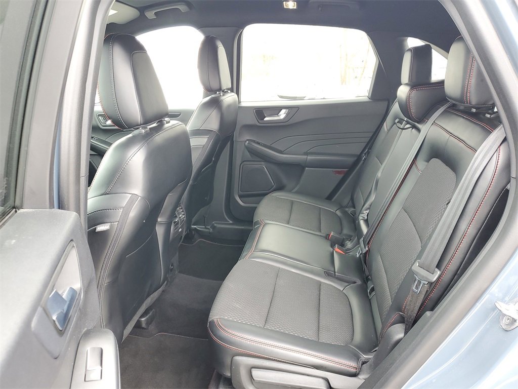 Used 2023 Ford Escape ST-Line image 13
