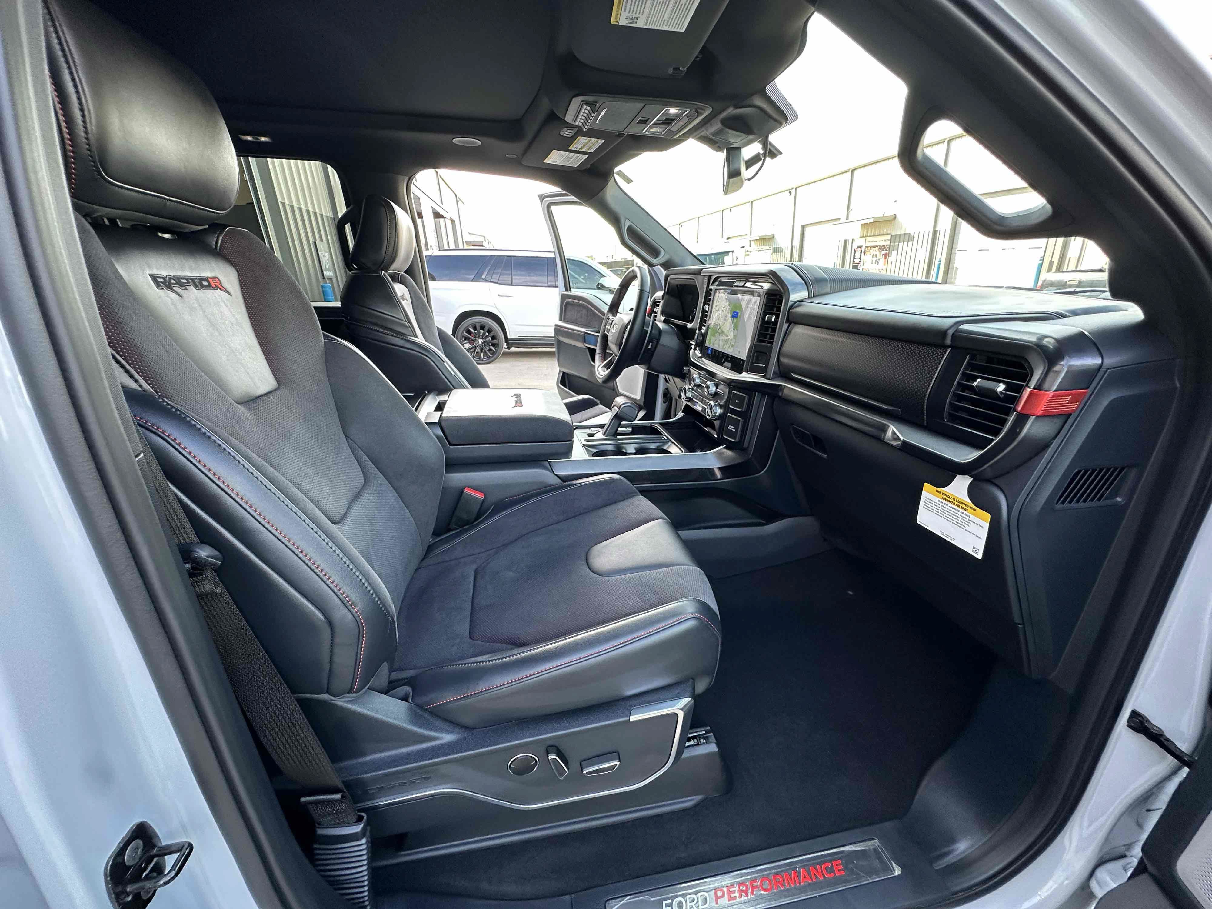 Used 2025 Ford F150 Raptor w/ Equipment Group 803A Raptor R AWD/4WD image 5