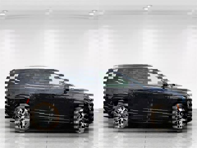 New 2026 Hyundai Ioniq 9 SEL image 2