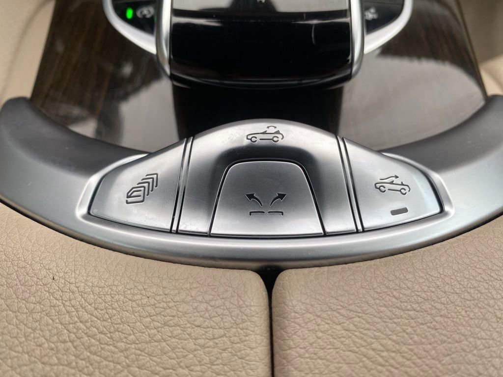 Used 2019 Mercedes-Benz C 300 4MATIC Cabriolet image 11