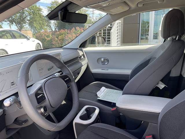 Used 2024 Hyundai Ioniq 5 SEL RWD image 2