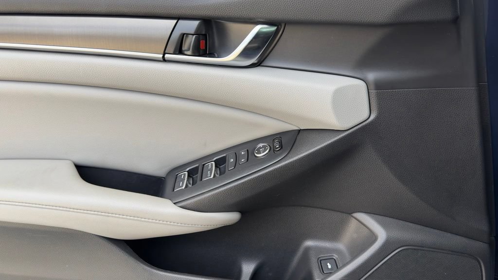 Used 2020 Honda Accord LX image 29
