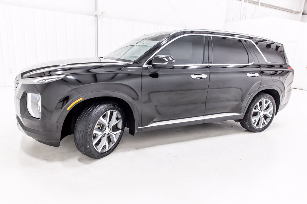 Used 2021 Hyundai Palisade SEL w/ Premium Package FWD image 3