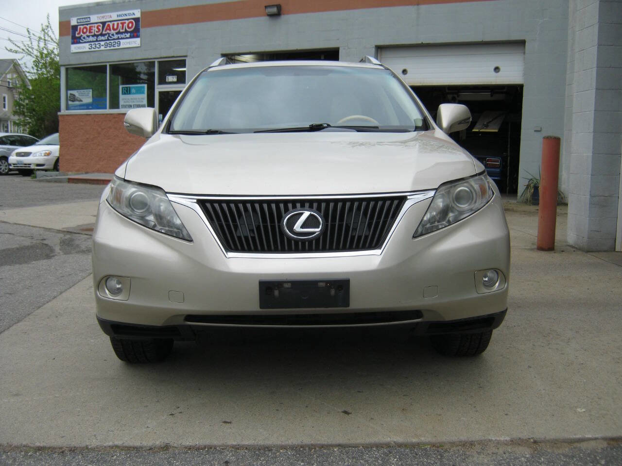 Used 2012 Lexus RX 350 FWD w/ Premium Pkg image 2