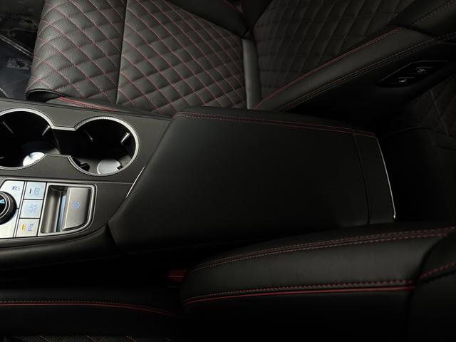 Used 2024 Genesis G70 3.3T Advanced w/ Sport Prestige Package image 21