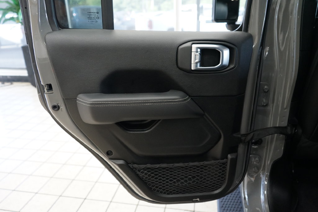 Used 2023 Jeep Wrangler Unlimited Sahara w/ Cold Weather Group AWD/4WD image 44