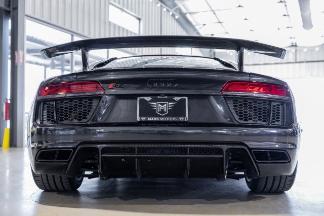 Used 2017 Audi R8 V10 plus image 5