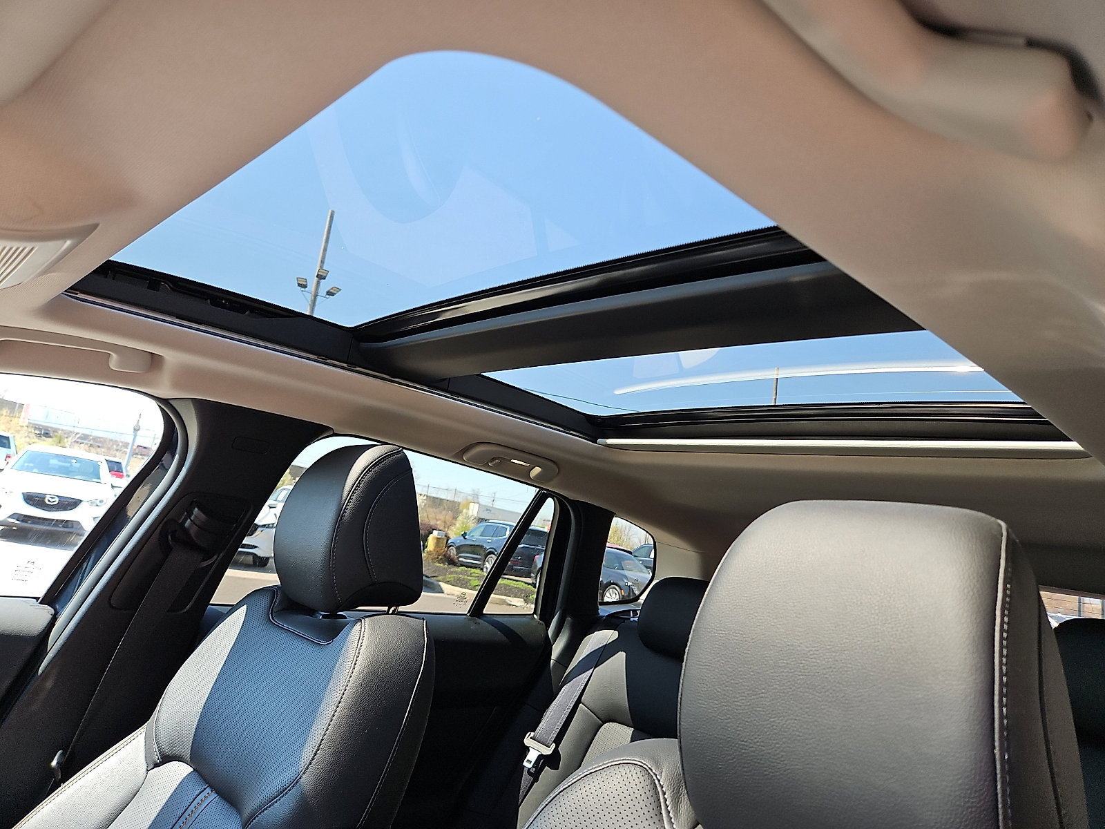 Used 2024 MAZDA CX-50 AWD 2.5 S w/ Weather Package image 14