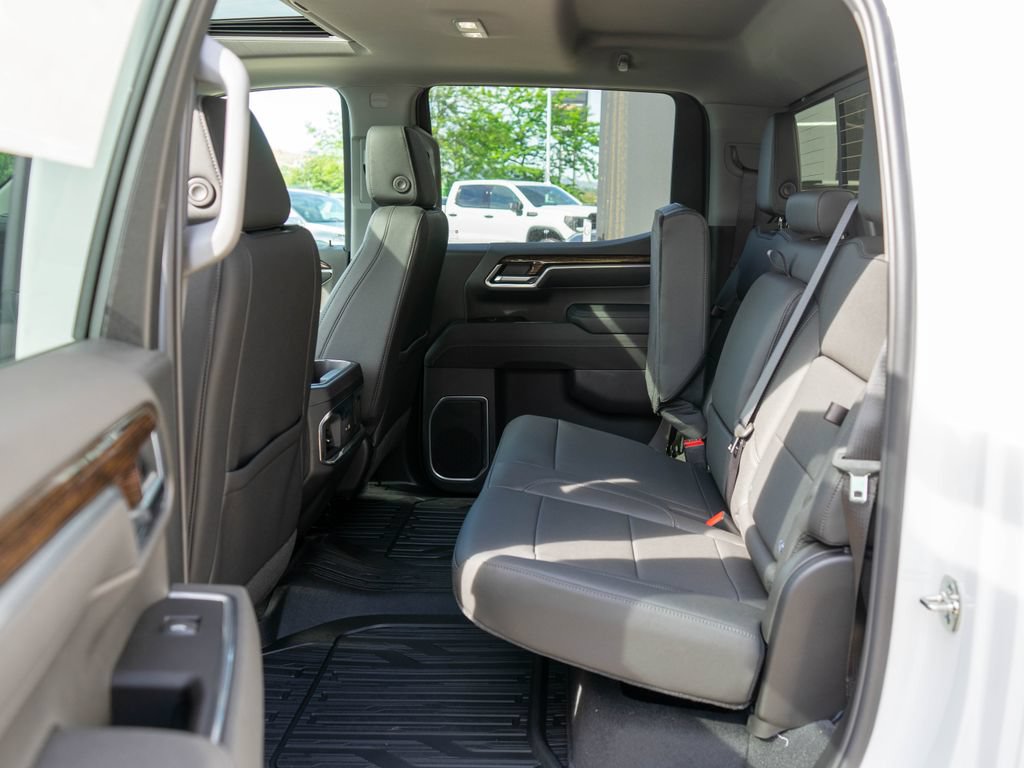 New 2026 GMC Sierra 1500 Elevation w/ Elevation Premium Package AWD/4WD image 13