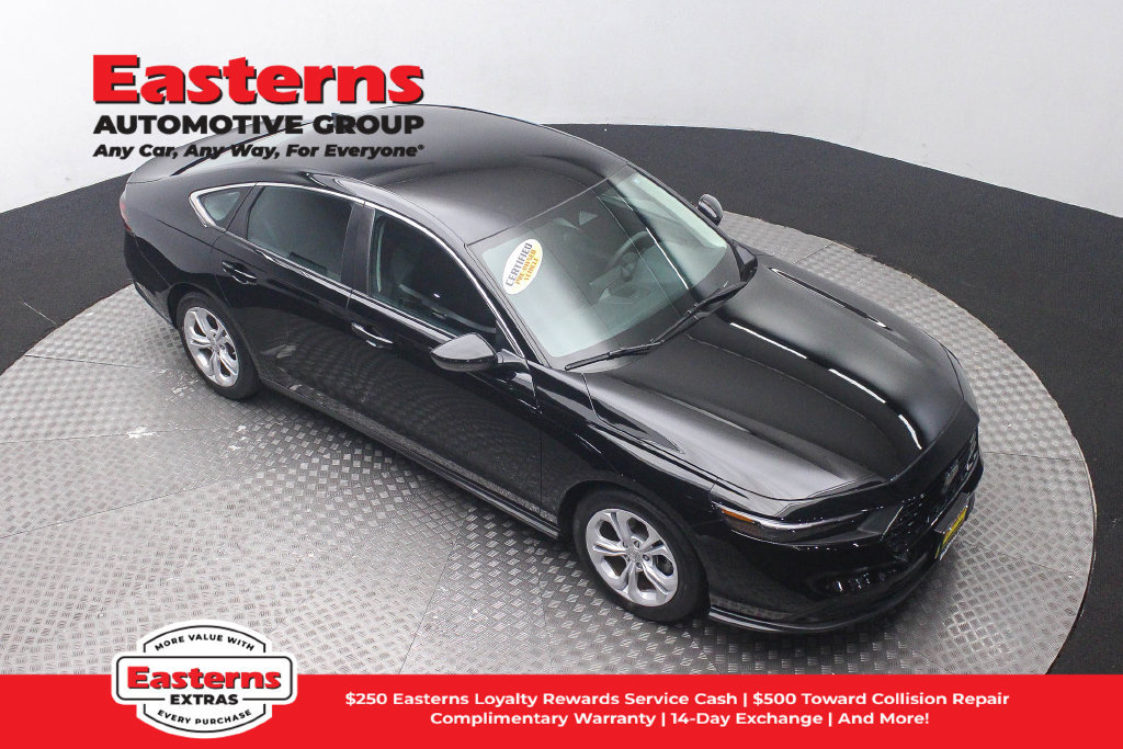 Used 2025 Honda Accord LX image 4