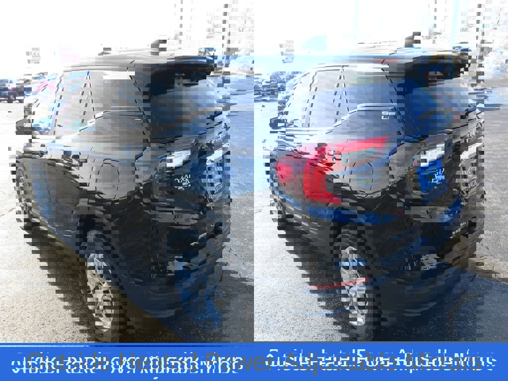 Certified 2023 GMC Terrain SLE image 3