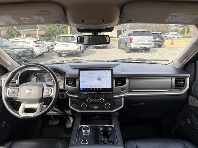 Used 2023 Ford Expedition Max XLT image 22