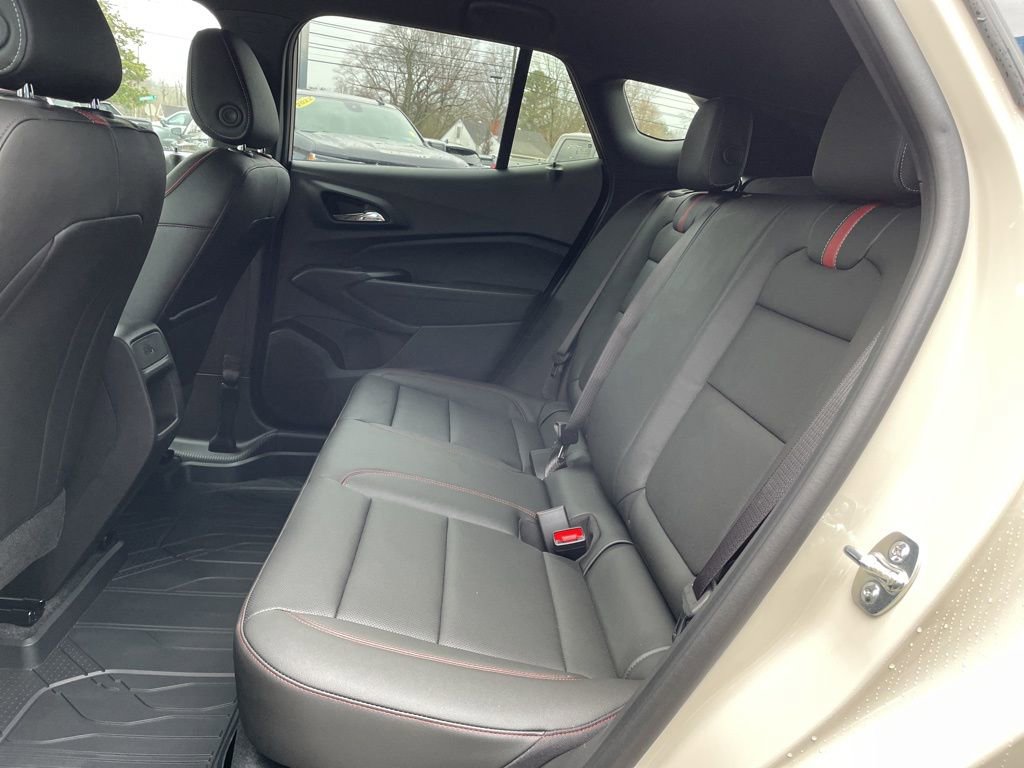 New 2026 Chevrolet Trax RS w/ Driver Confidence Package FWD image 38