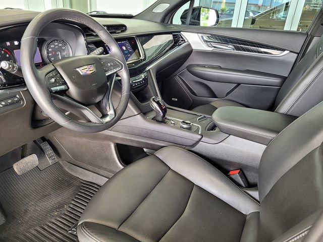 Certified 2024 Cadillac XT6 Premium Luxury w/ Technology Package AWD/4WD image 10