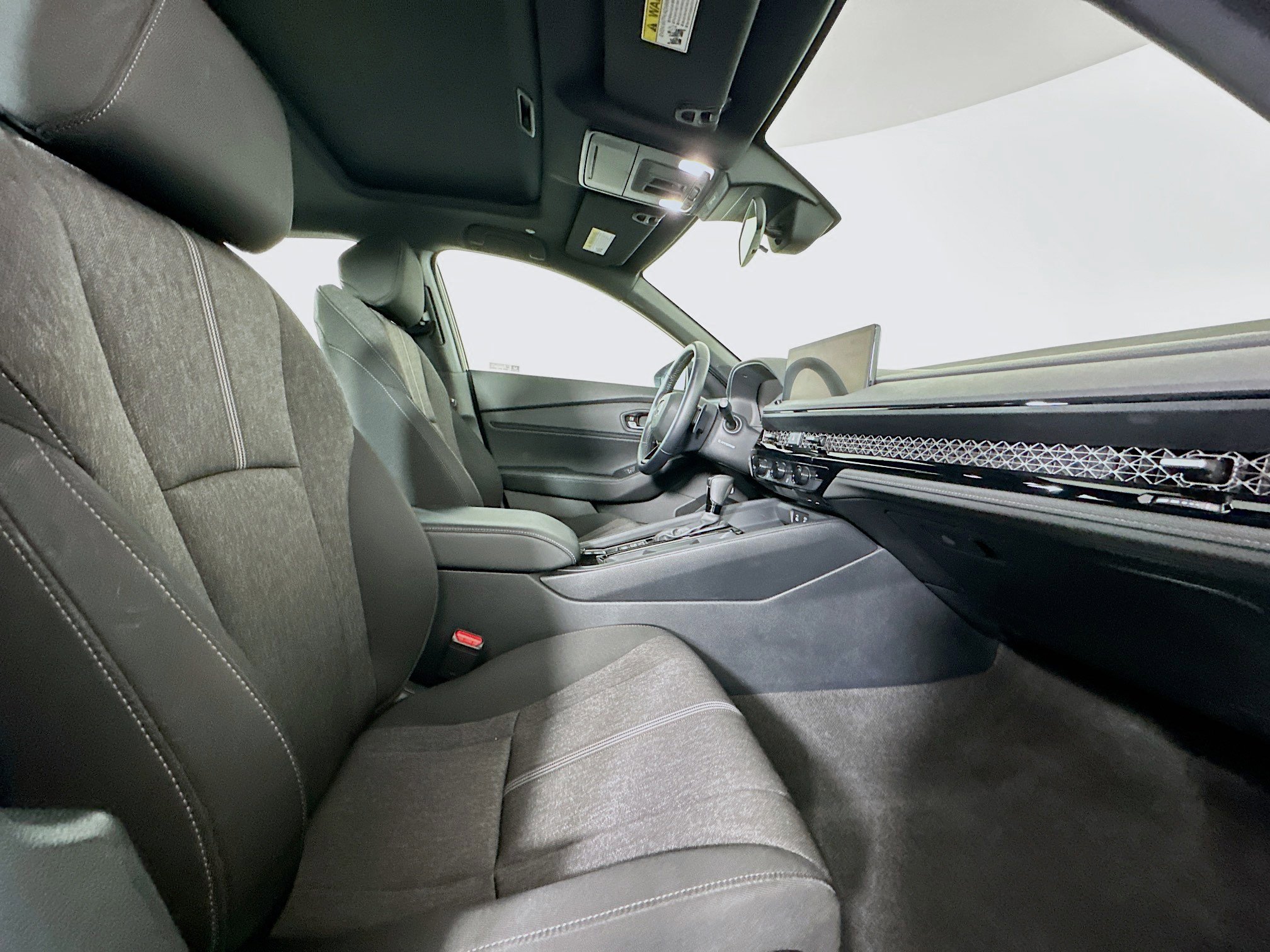 Used 2023 Honda Accord Sport image 29