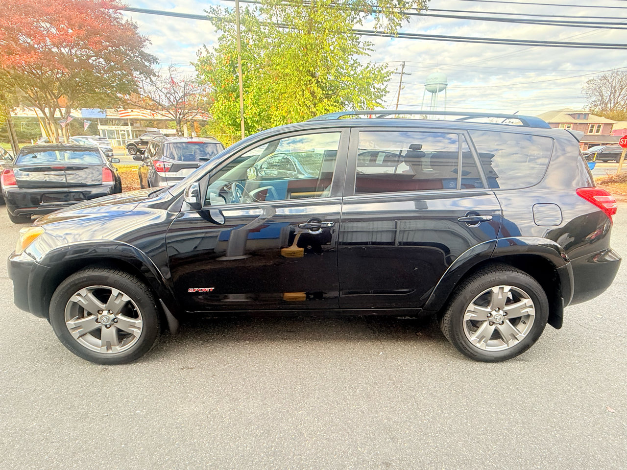 Used 2010 Toyota RAV4 Sport image 3