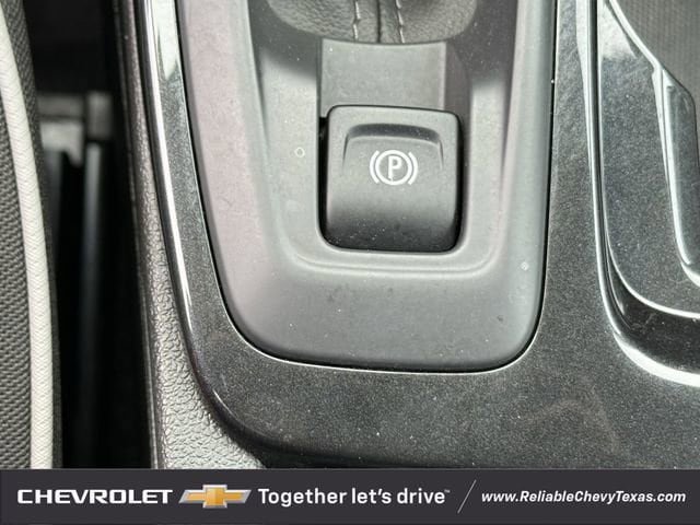Used 2025 Chevrolet TrailBlazer LT AWD/4WD image 19