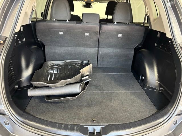 Used 2017 Toyota RAV4 LE AWD/4WD image 19