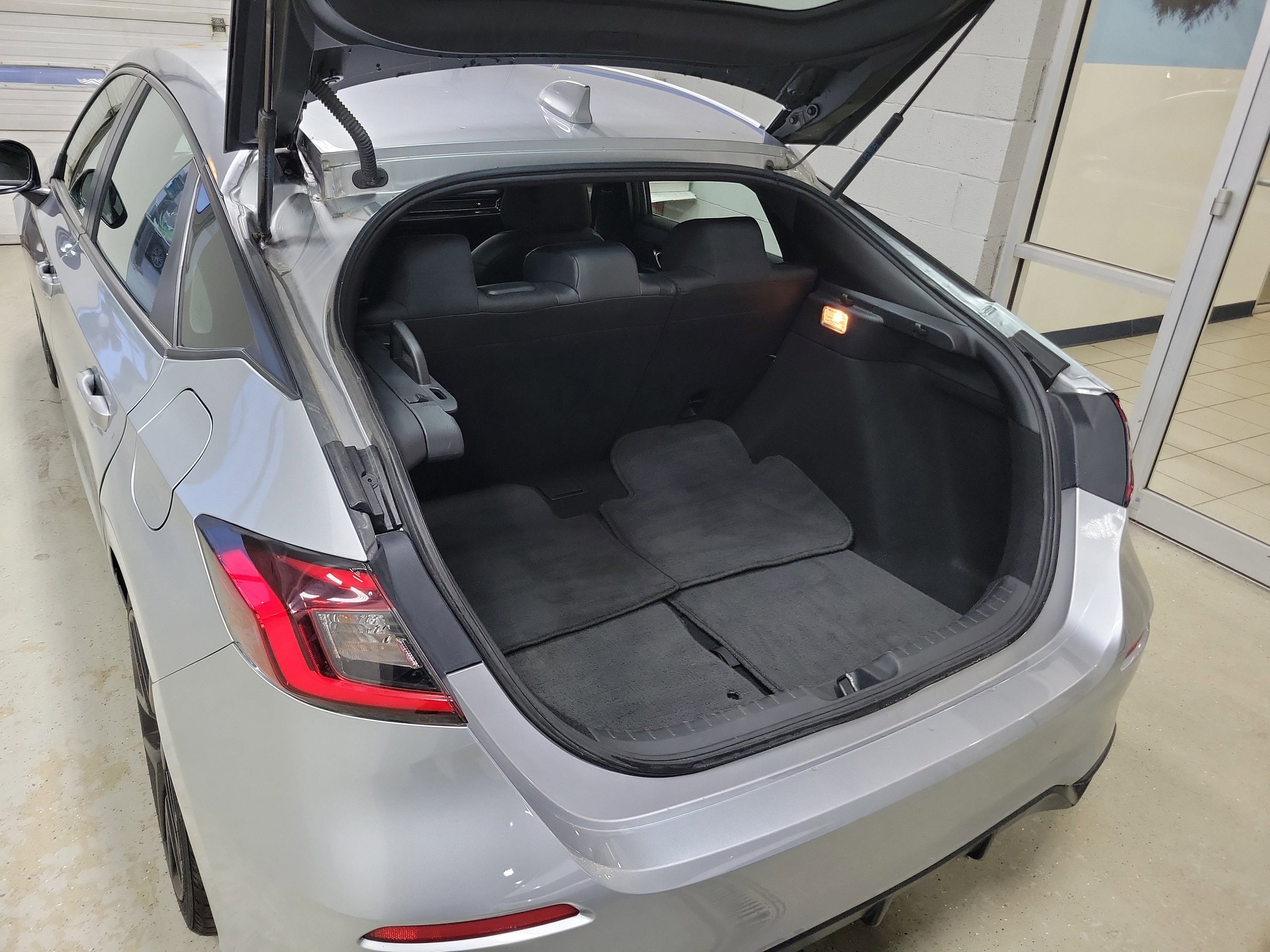 Used 2024 Honda Civic Sport image 9