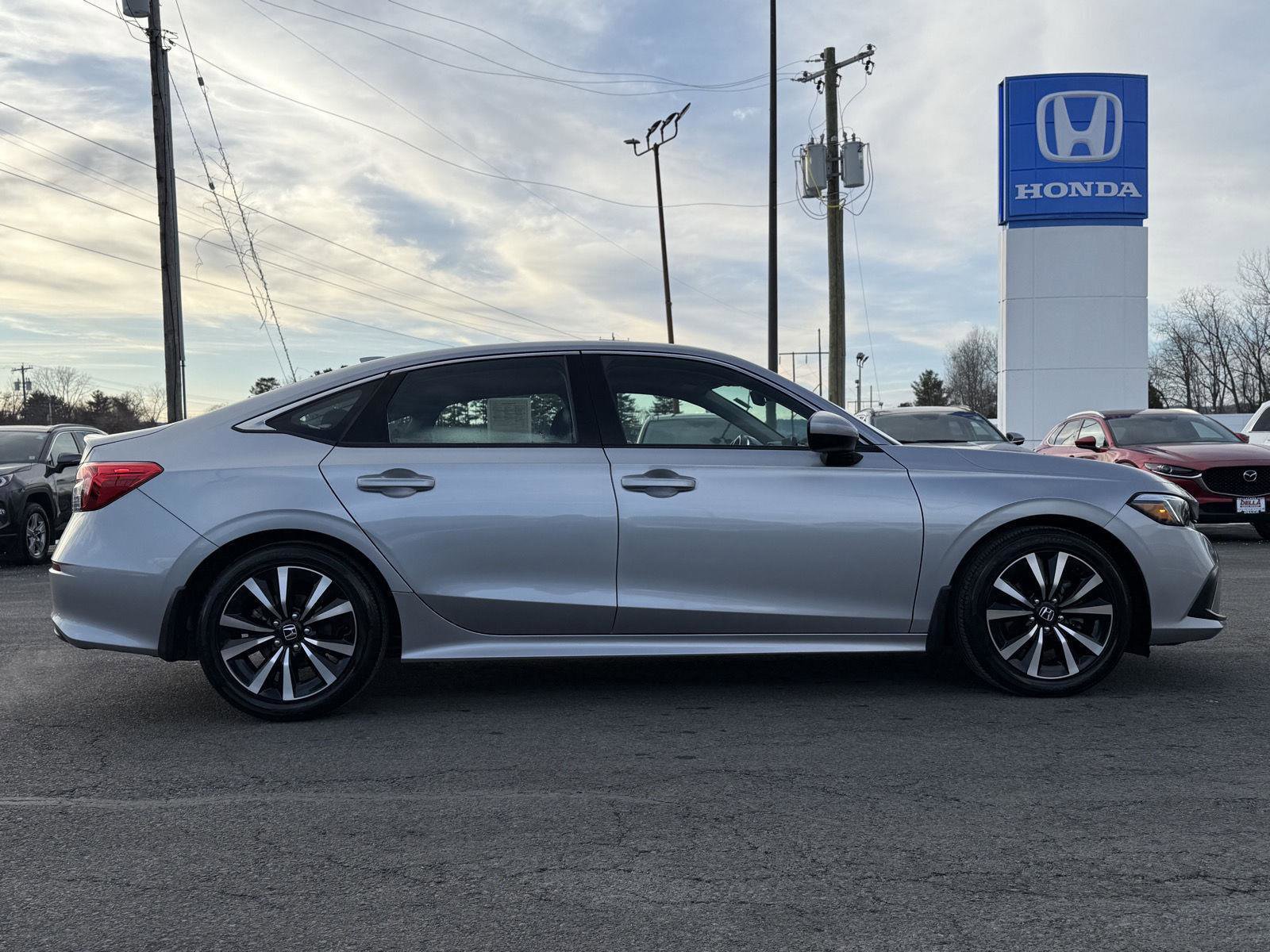 Certified 2023 Honda Civic EX image 4