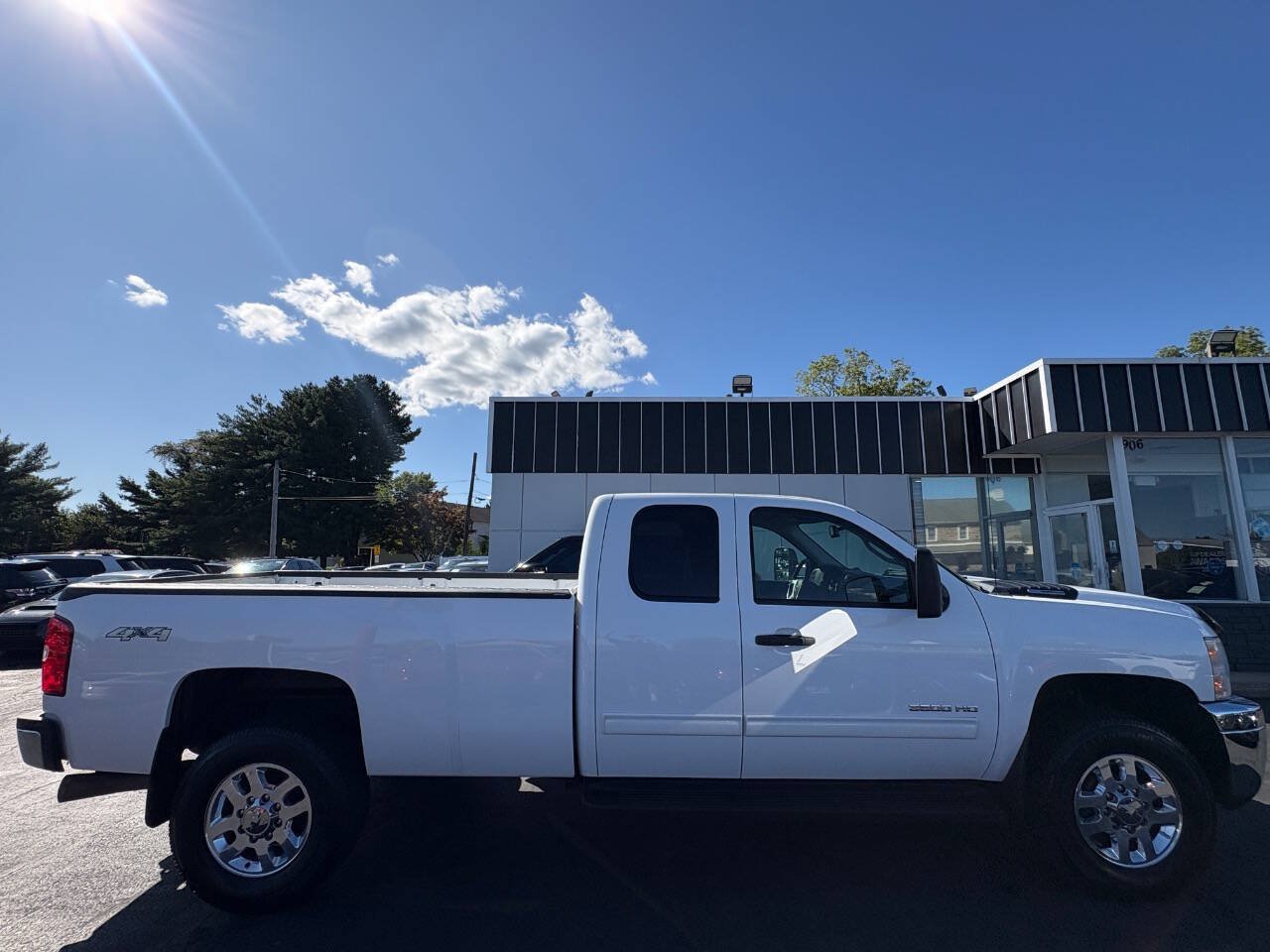 Used 2011 Chevrolet Silverado 3500 LT AWD/4WD image 8