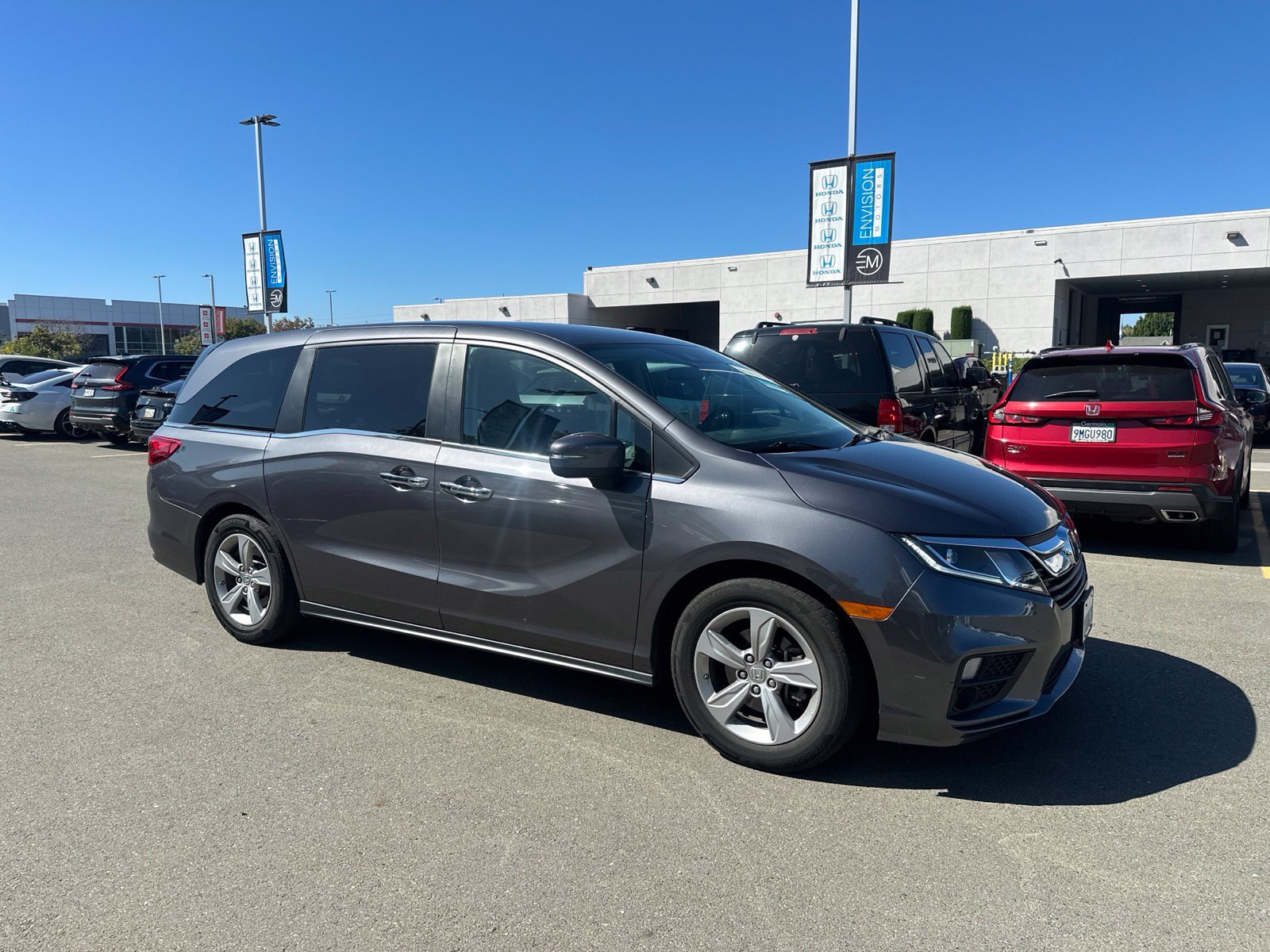 Used 2018 Honda Odyssey EX image 2