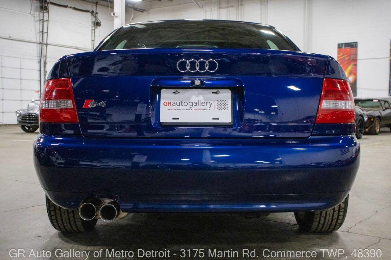 Used 2001 Audi S4 quattro AWD 4dr Turbo Sedan image 6