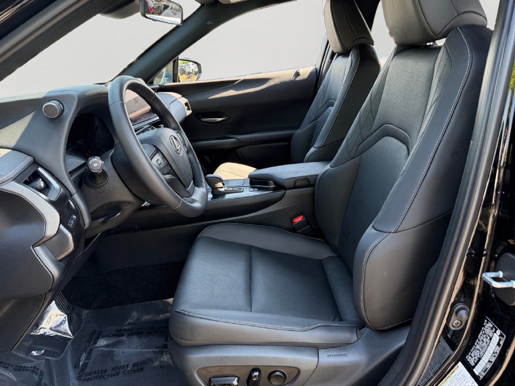 New 2025 Lexus UX 300h AWD w/ Accessory Package (Z1) image 15