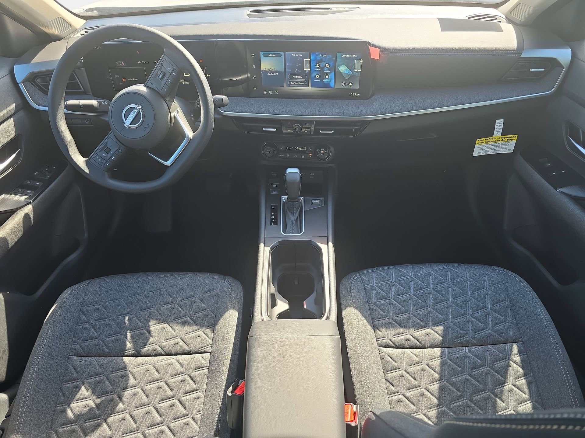 New 2026 Nissan Kicks SV w/ SV Premium Package FWD image 9