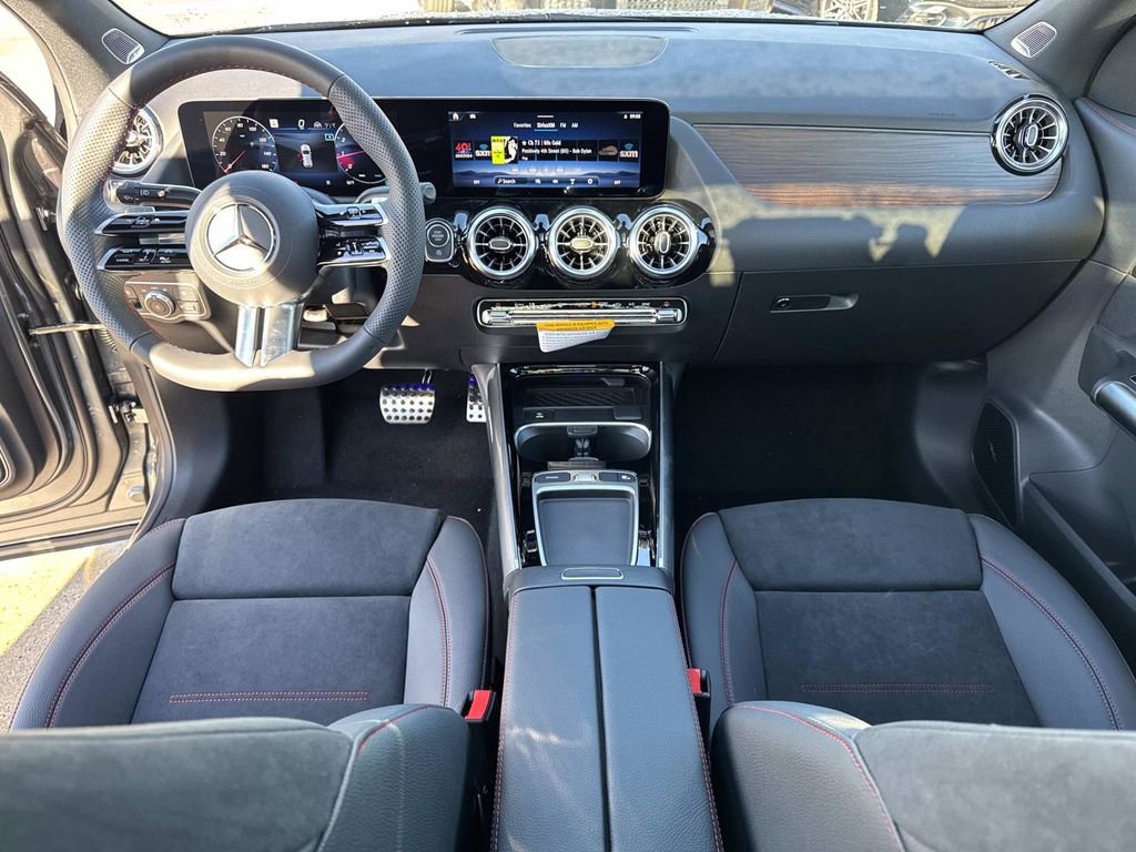 New 2026 Mercedes-Benz GLA 250 4MATIC image 16