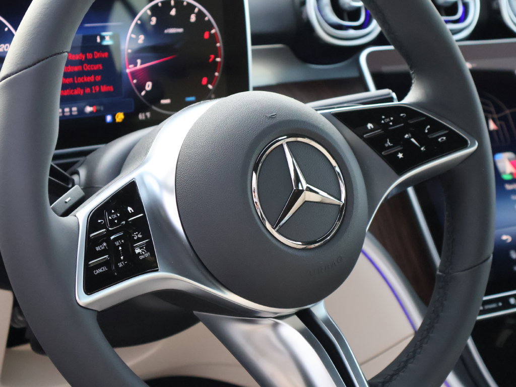 Certified 2026 Mercedes-Benz C 300 4MATIC Sedan image 20
