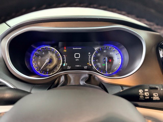 Used 2018 Chrysler Pacifica Touring-L Plus w/ Advanced Safetytec Group FWD image 22