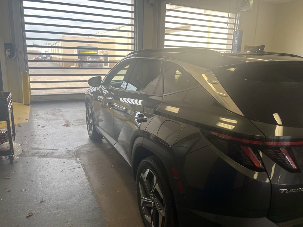 Used 2022 Hyundai Tucson Limited image 3