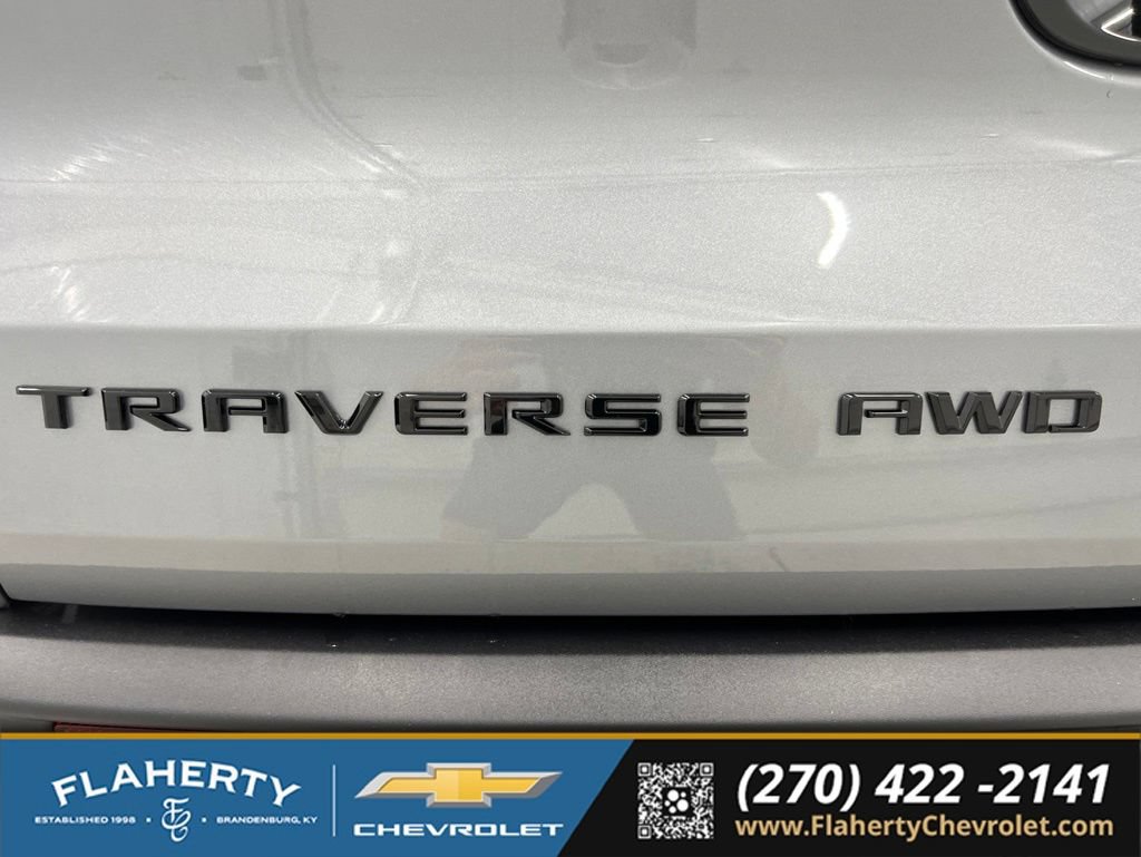 New 2026 Chevrolet Traverse LT w/ Midnight/Sport Edition AWD/4WD image 13