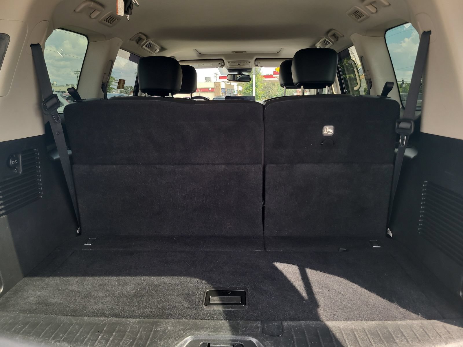 Used 2021 Nissan Armada SL w/ Captain's Chairs Package RWD image 26