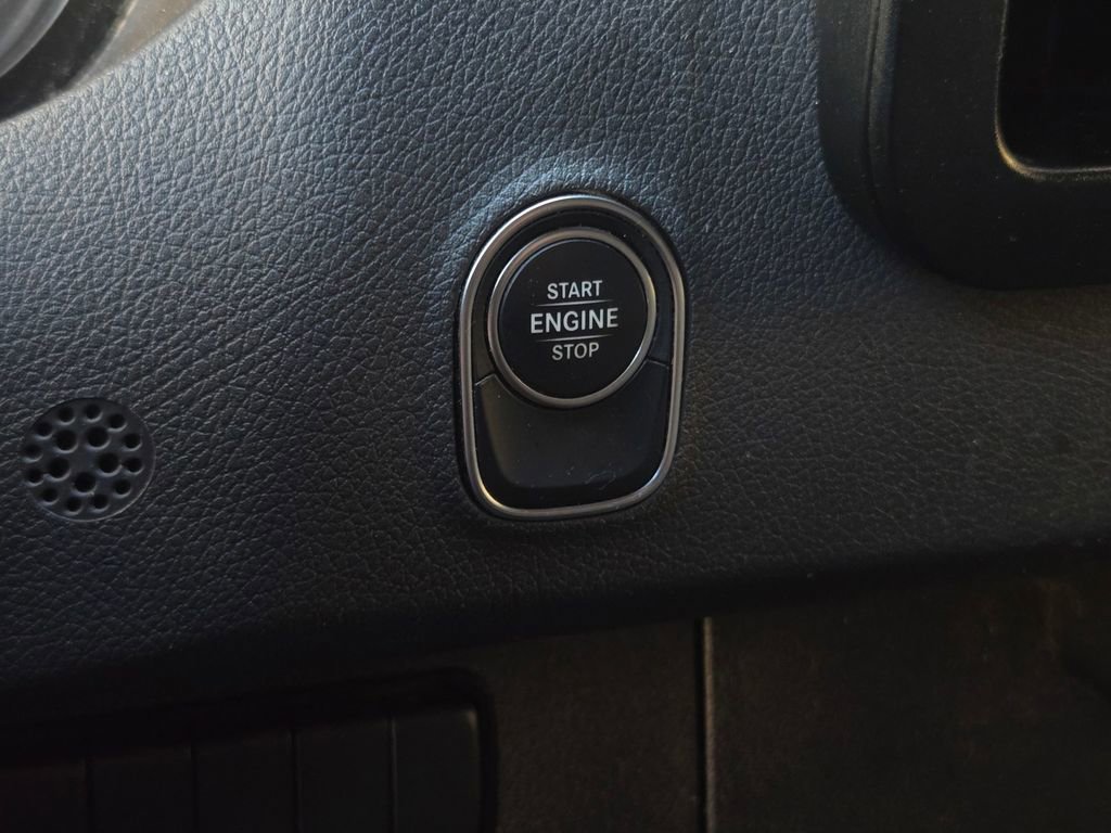 Used 2023 Mercedes-Benz Sprinter 144 Cargo image 20
