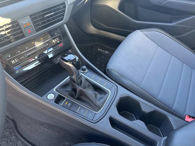 New 2026 Volkswagen Jetta SE image 17