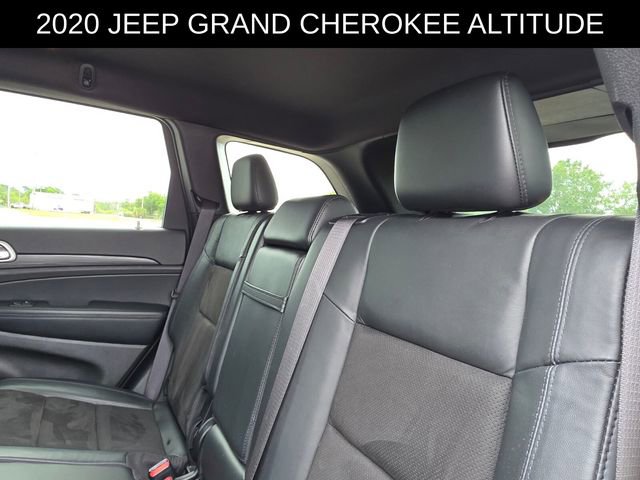Used 2020 Jeep Grand Cherokee Altitude RWD image 17