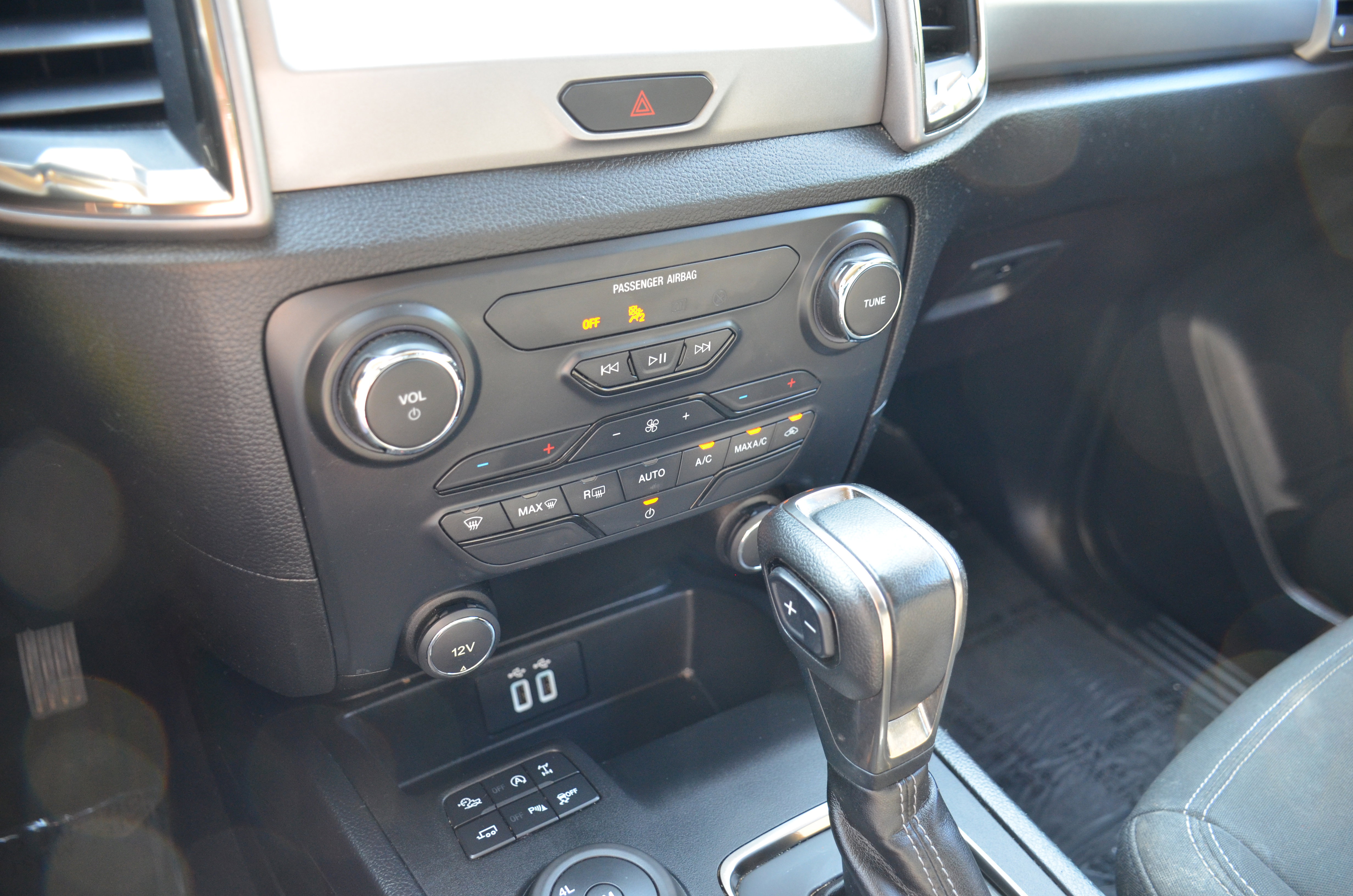 Used 2019 Ford Ranger XLT w/ FX4 Off-Road Package image 16