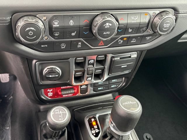 New 2026 Jeep Gladiator Mojave w/ Safety Group AWD/4WD image 19