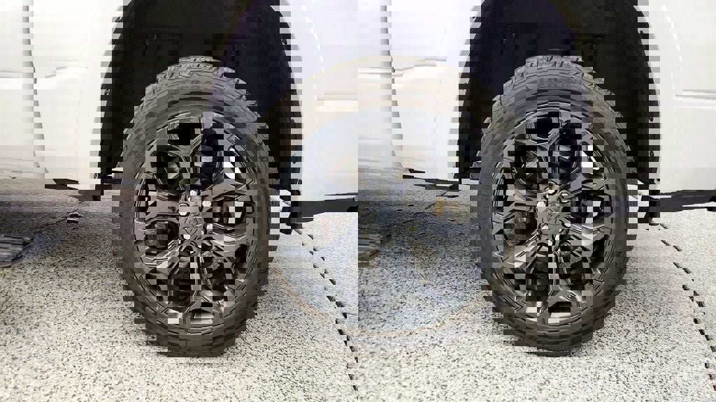 Used 2023 RAM 1500 Limited AWD/4WD image 9