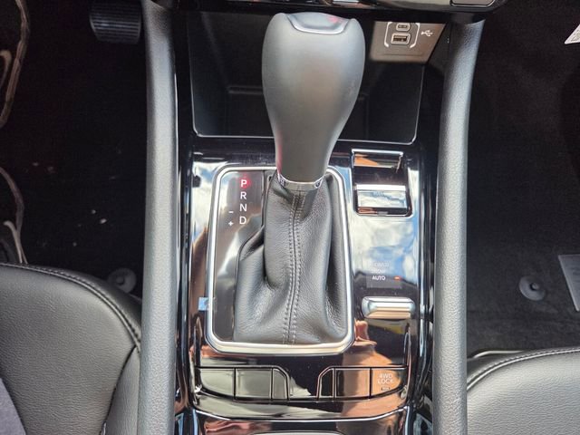 Used 2026 Jeep Compass Latitude image 23