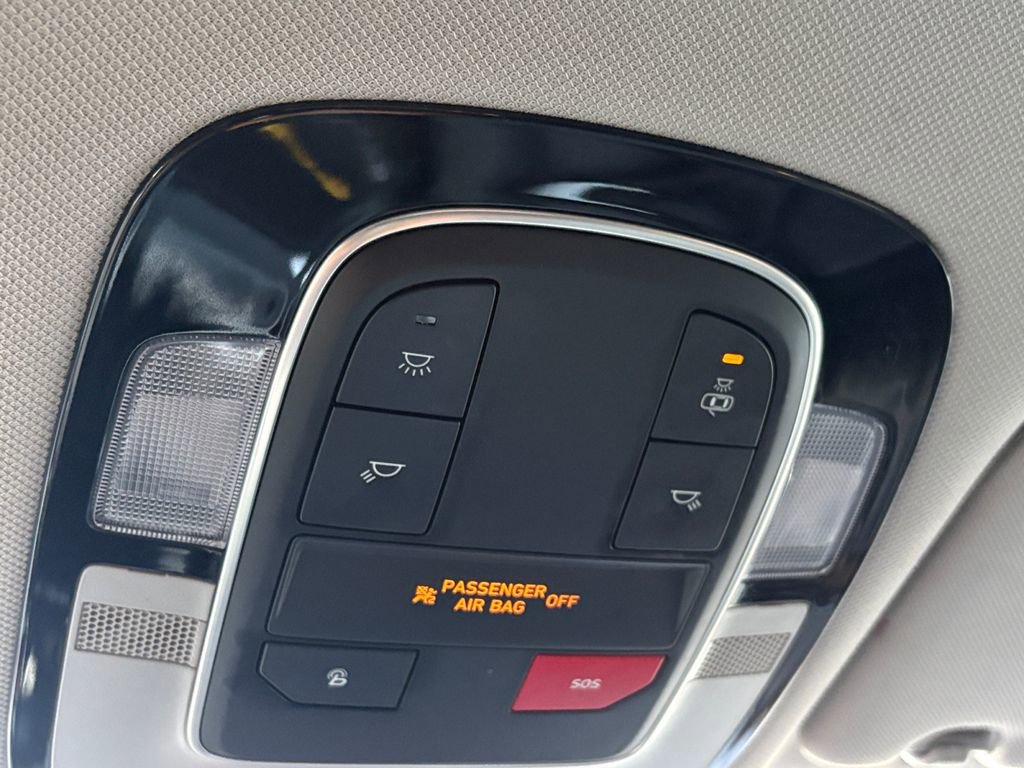 Used 2023 Hyundai Santa Fe SEL image 25