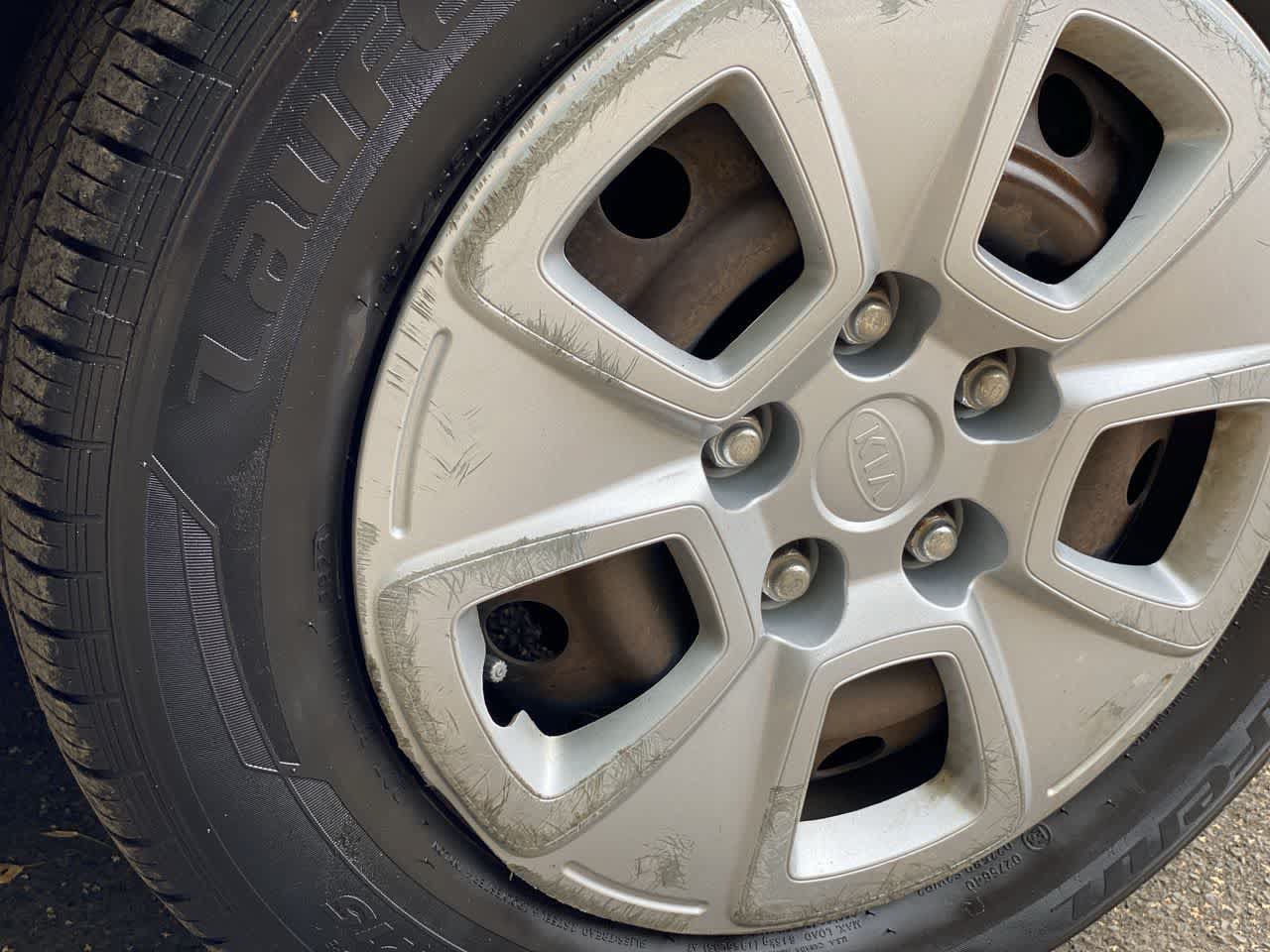 Used 2012 Kia Soul FWD image 35