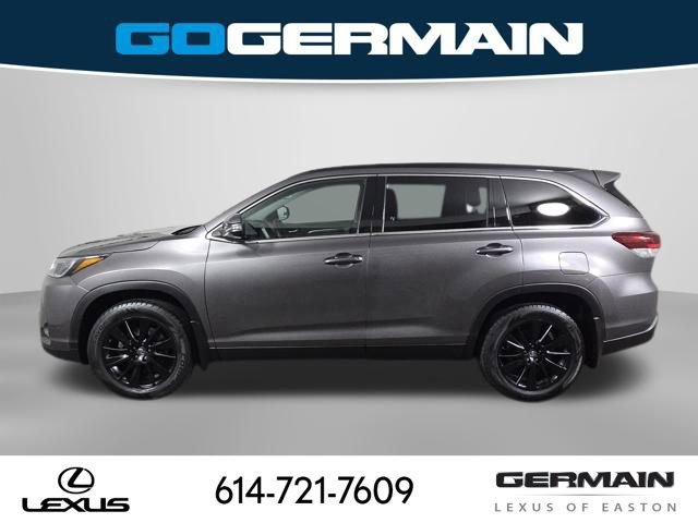 Used 2019 Toyota Highlander SE image 12