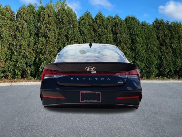 Certified 2026 Hyundai Elantra SEL FWD image 5