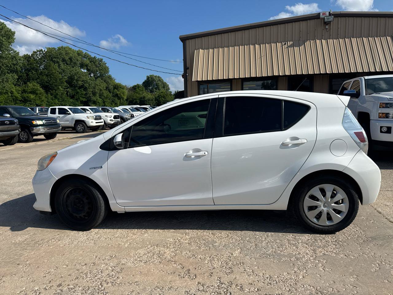 Used 2013 Toyota Prius C Two FWD image 9