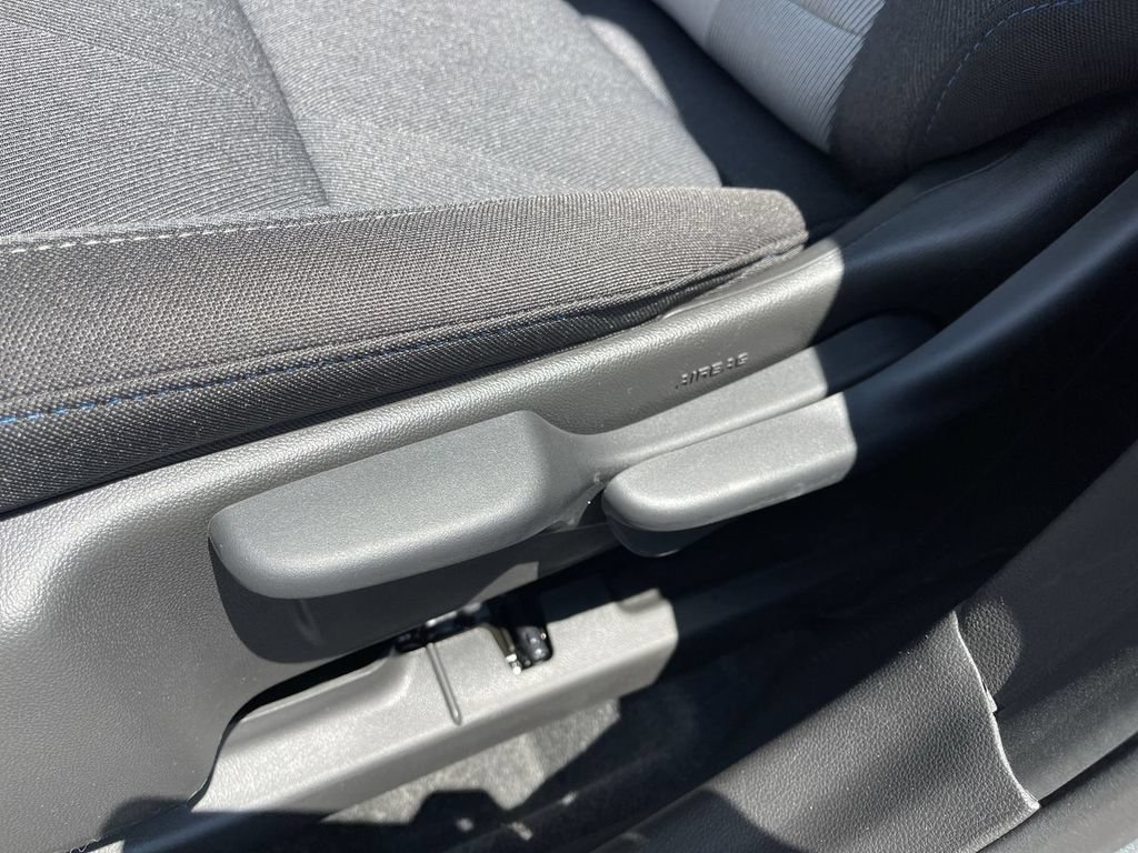 New 2026 Chevrolet Trax LS w/ LS Convenience Package FWD image 12